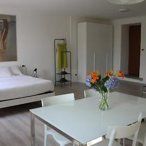 le-campane-studio-apartment.it-lombardy.com/